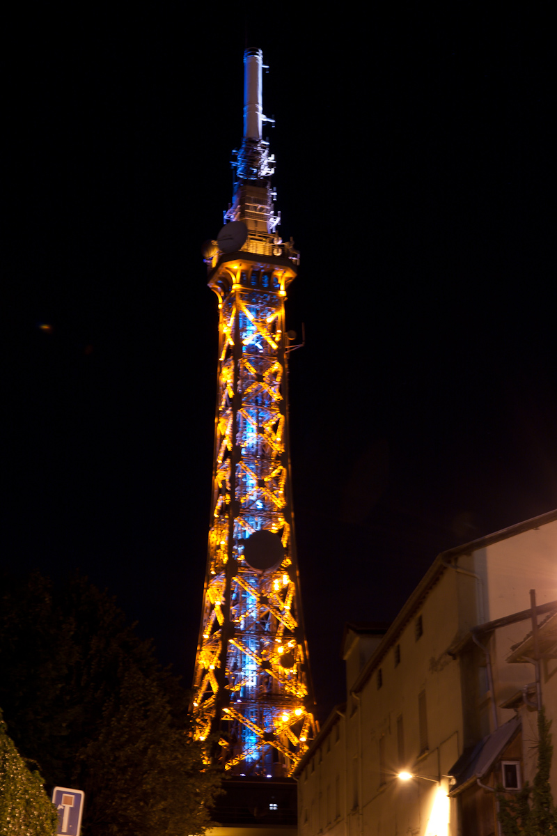 2011-08-11 22-22-12 web